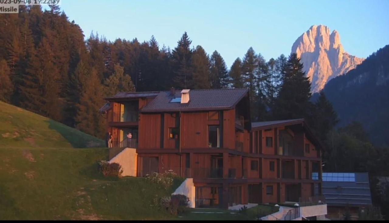 Luxury Chalet P Ortisei Exterior foto