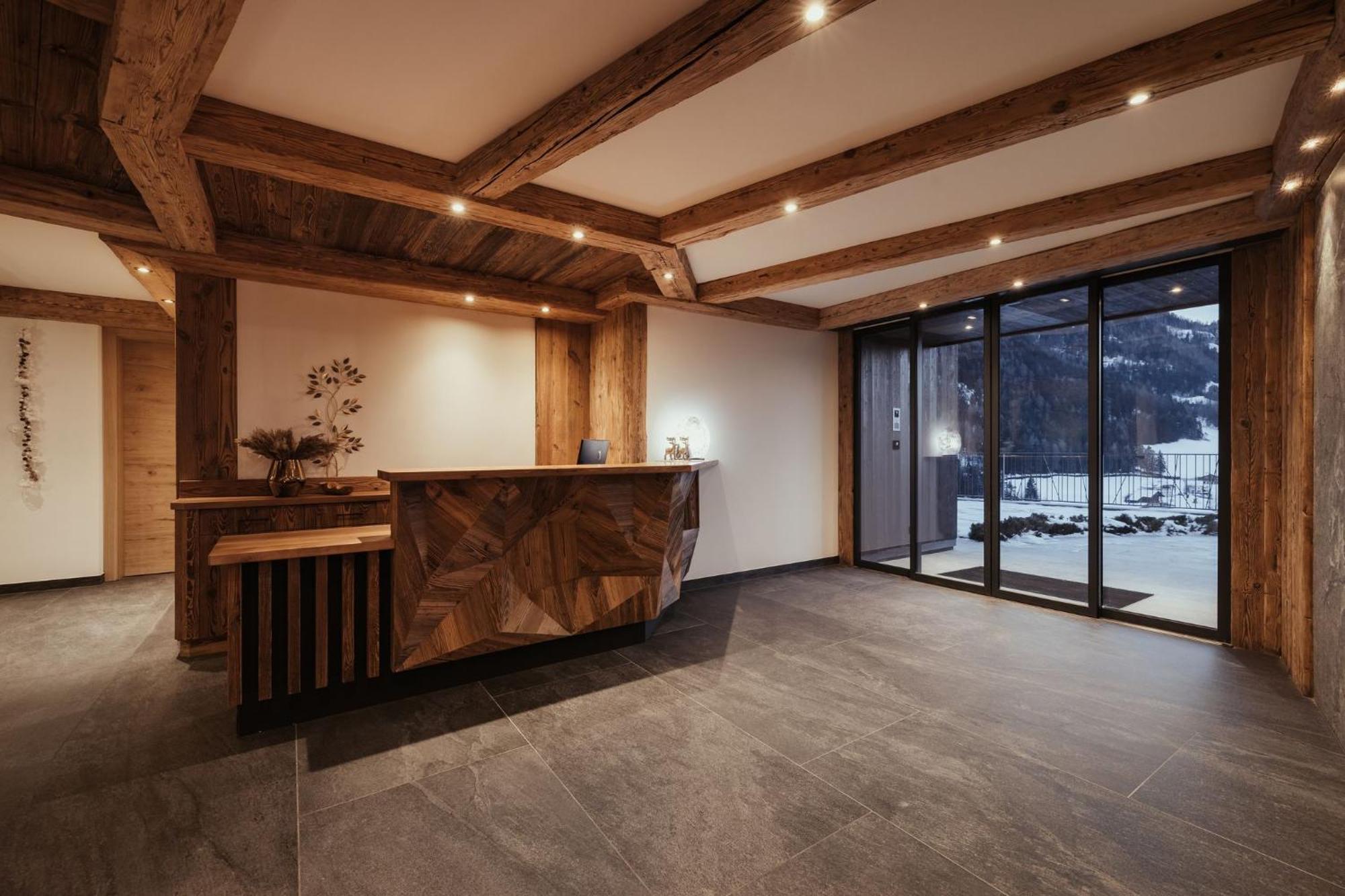 Luxury Chalet P Ortisei Exterior foto